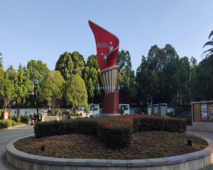 2023年06月05日云南省昆明某步队三维电子沙盘项目交付，瞻仰昆明抗战胜利纪念堂！我司工程师们自觉前往的第97个义士陵园！